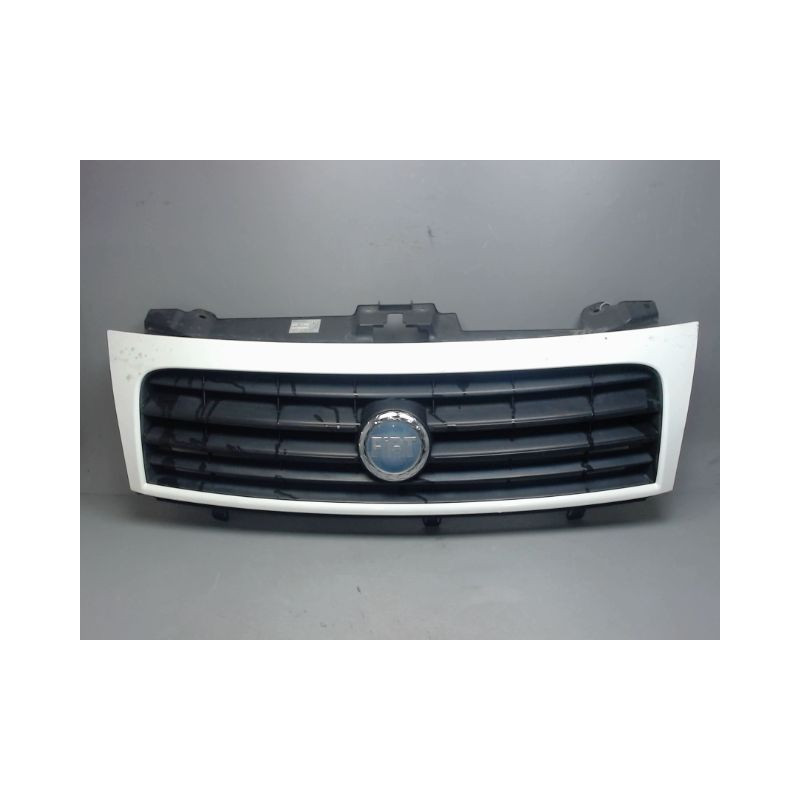 CALANDRE FIAT SCUDO 2 1.6 JTD - 16V TURBO MU