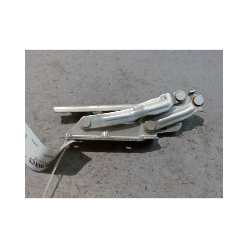 COMPAS GAUCHE CAPOT VOLKSWAGEN GOLF VI 2008-