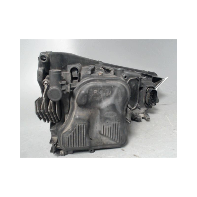 PHARE GAUCHE AUDI A1