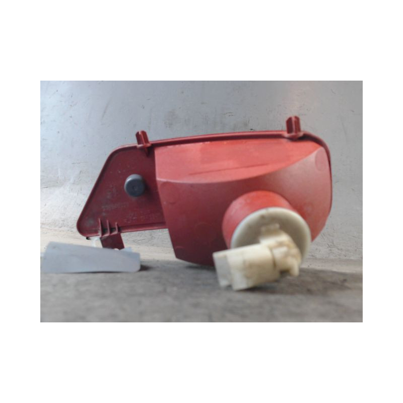 FEU BROUILLARD ARRIERE GAUCHE PEUGEOT 3008 2009-