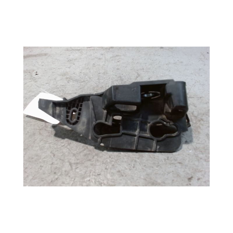 SUPPORT PARE-CHOC AVG PEUGEOT 308 2009-