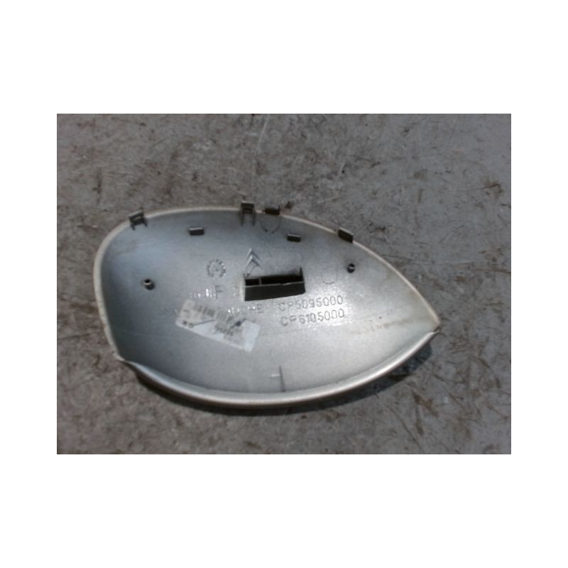 CARENAGE RETROVISEUR EXTERIEUR GAUCHE PEUGEOT 206 5P