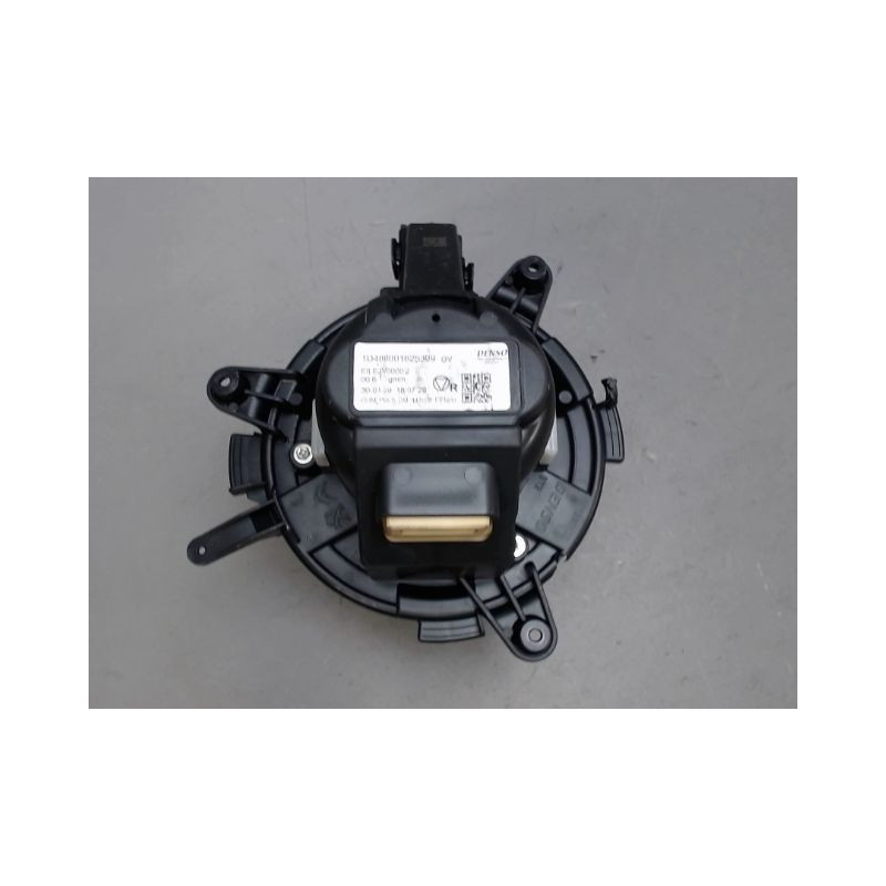 MOTEUR VENTILATEUR CHAUFFAGE CITROEN BERLINGO