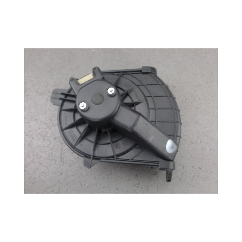 MOTEUR VENTILATEUR CHAUFFAGE RENAULT KANGOO