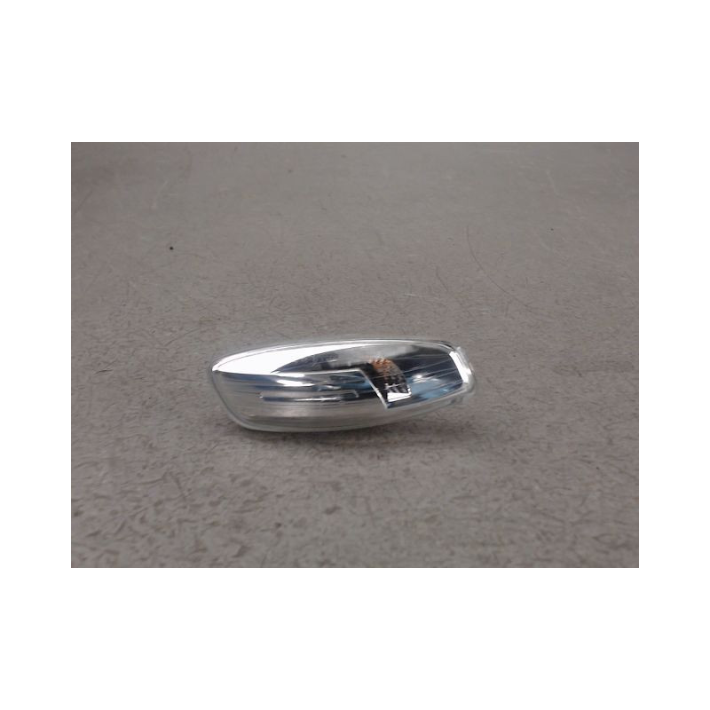 REPETITEUR RETROVISEUR DROIT CITROEN C4