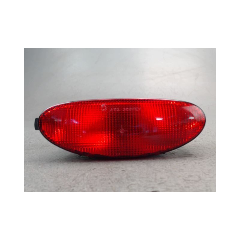 FEU BROUILLARD CENTRAL ARRIERE PEUGEOT 206