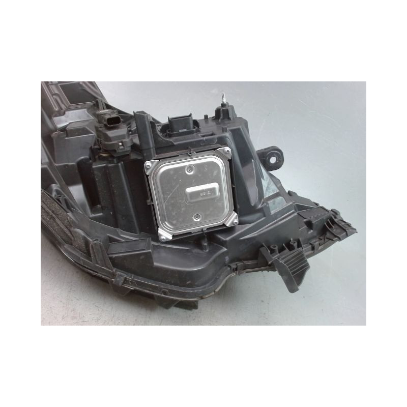 PHARE GAUCHE RENAULT CLIO