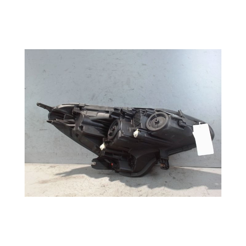 PHARE GAUCHE OPEL CORSA 2010-