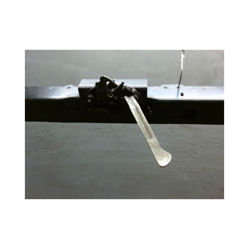TRAVERSE SUPERIEURE ARMATURE AVANT CITROEN C4