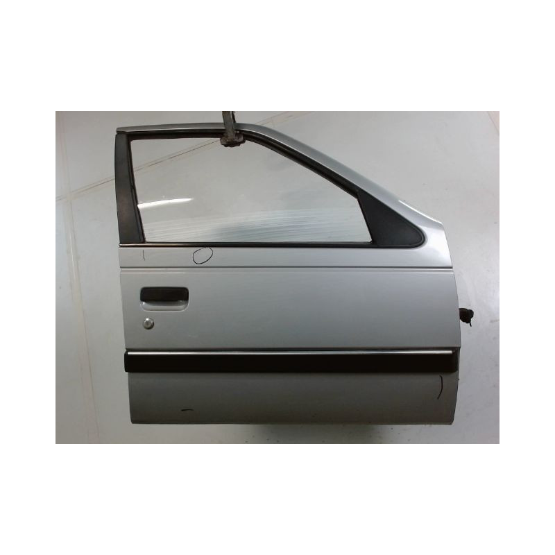 PORTE AVANT DROIT PEUGEOT 405