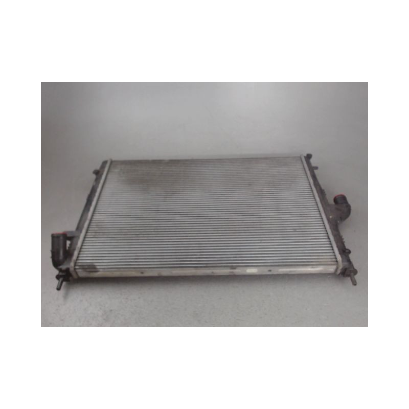 RADIATEUR DACIA LOGAN