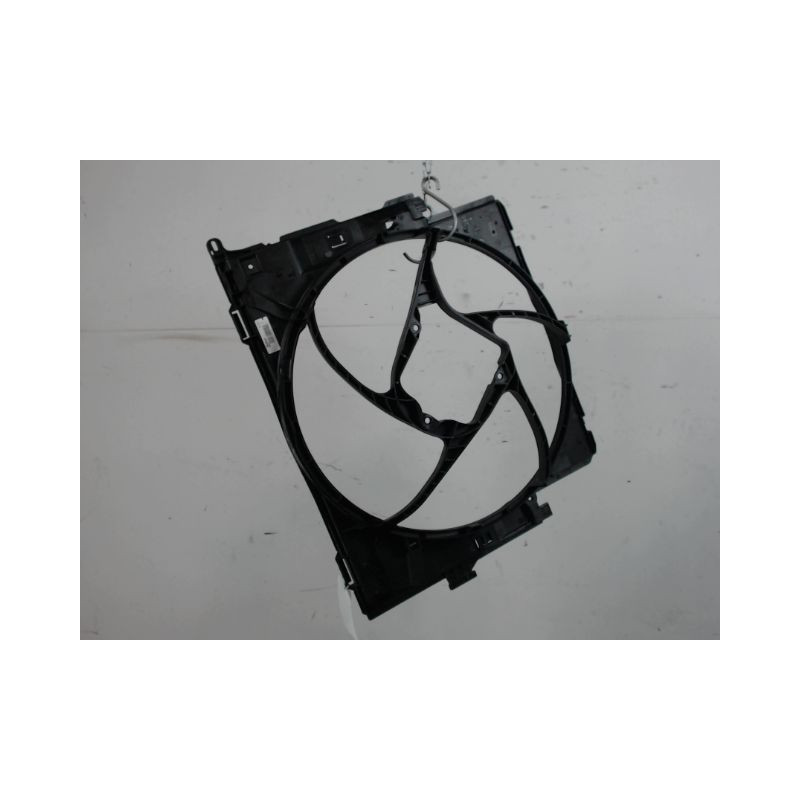 SUPPORT DE VENTILATEUR BMW SERIE 1