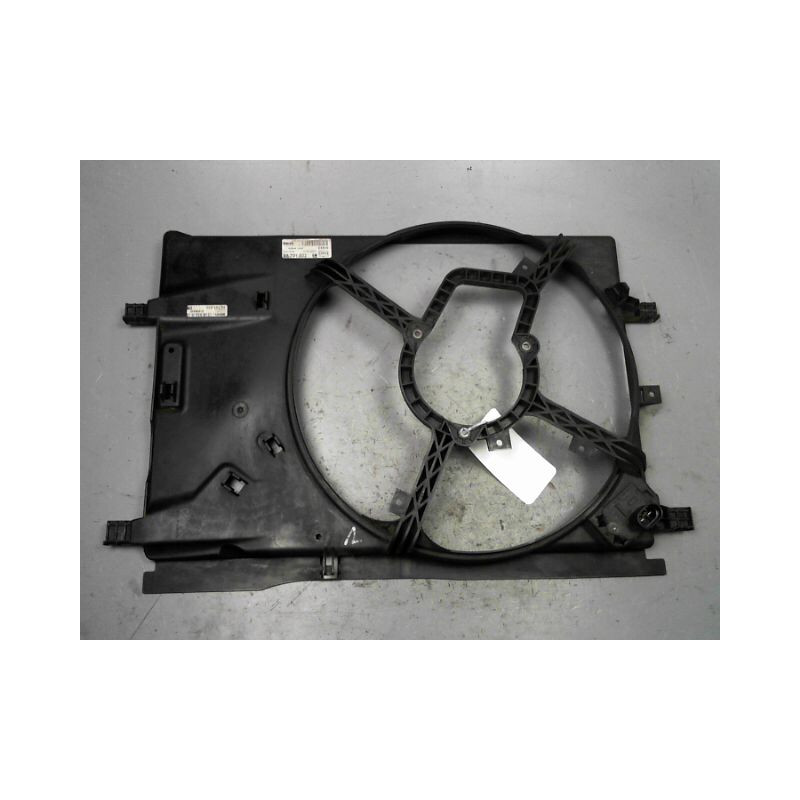 SUPPORT DE VENTILATEUR OPEL CORSA