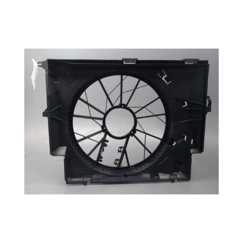 SUPPORT DE VENTILATEUR B.M.W. SERIE 1