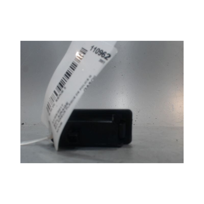 ECLAIREUR PLAQUE DE POLICE GAUCHE B.M.W. SERIE 2