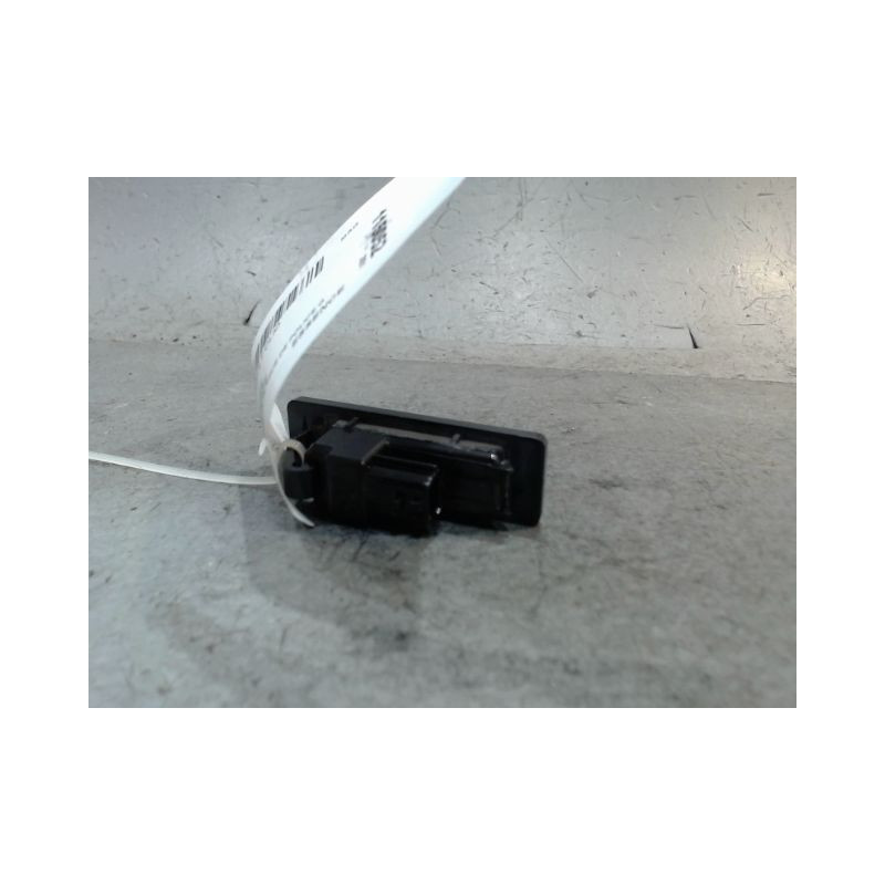 ECLAIREUR PLAQUE DE POLICE GAUCHE RENAULT CLIO