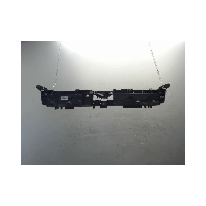 TRAVERSE SUPERIEURE ARMATURE AVANT RENAULT CLIO