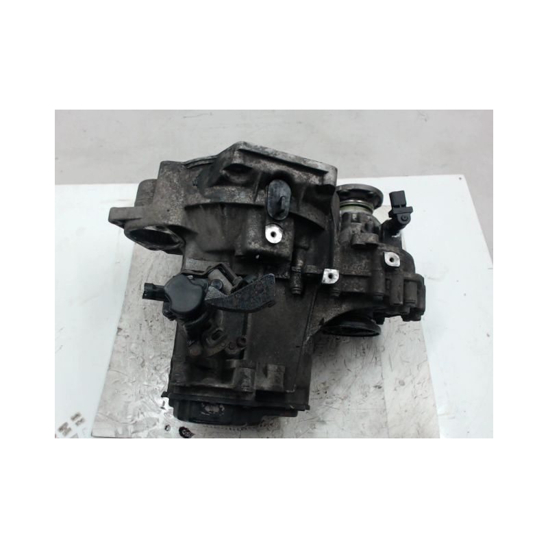 BOITE A VITESSE MECANIQUE VOLKSWAGEN BORA BERL.  1998-2005 2.0