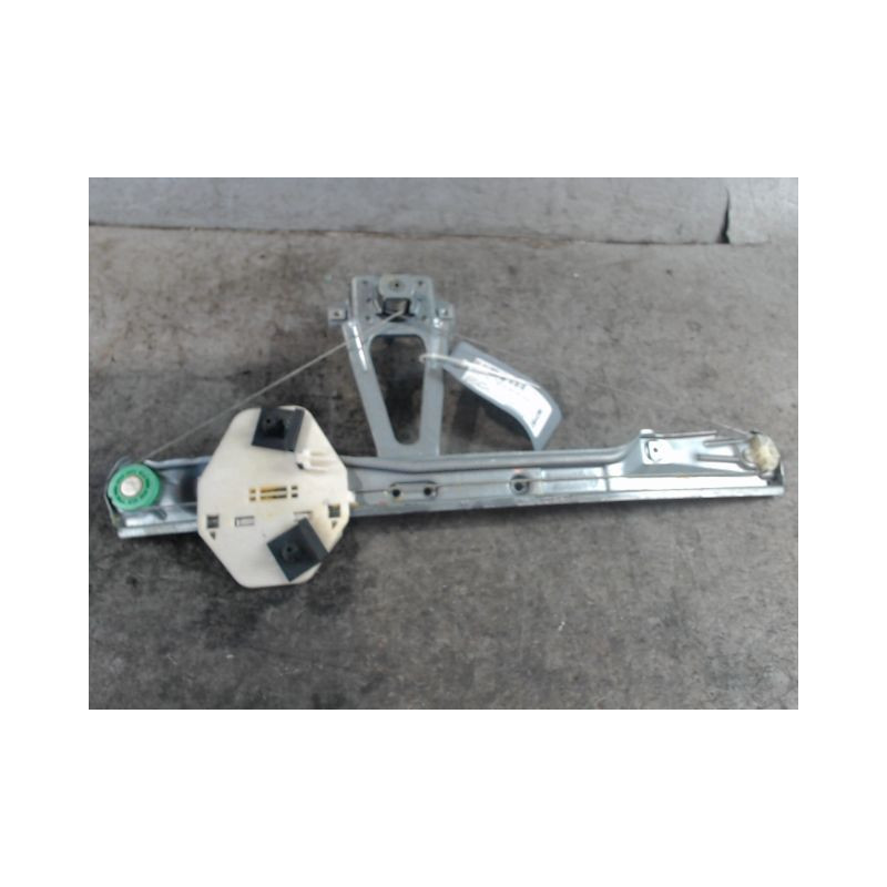 MECANISME LEVE-GLACE ARRIERE DROIT RENAULT CLIO II PH.1 98-2001