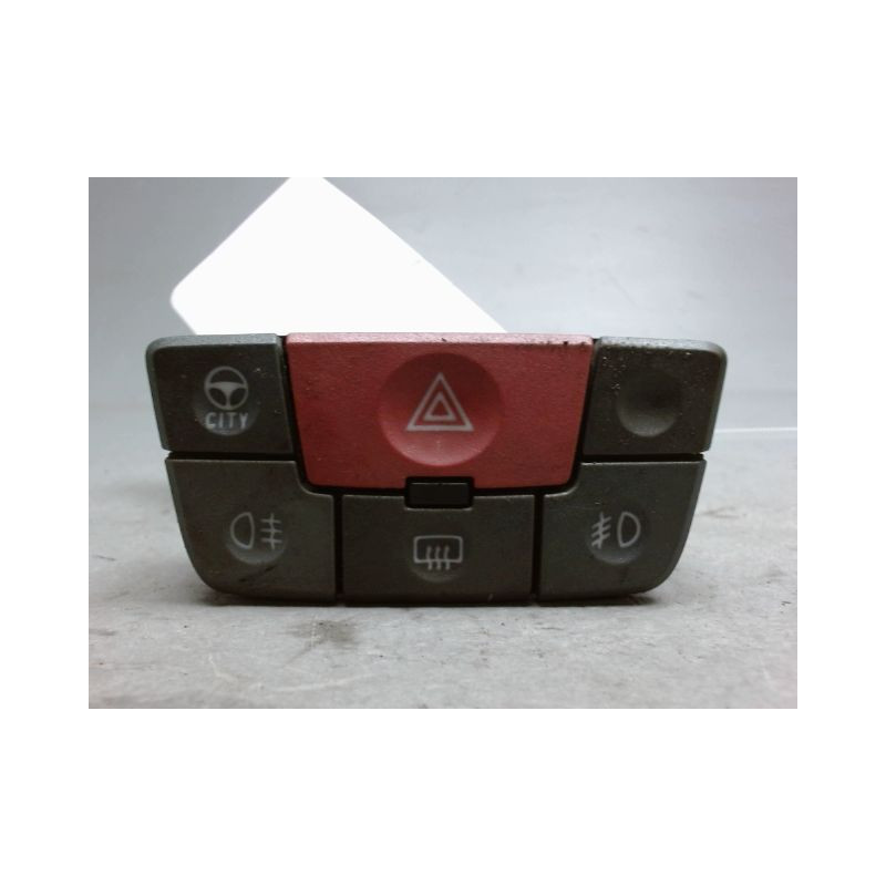 BOUTON DE WARNING FIAT PANDA 2 GASOIL
