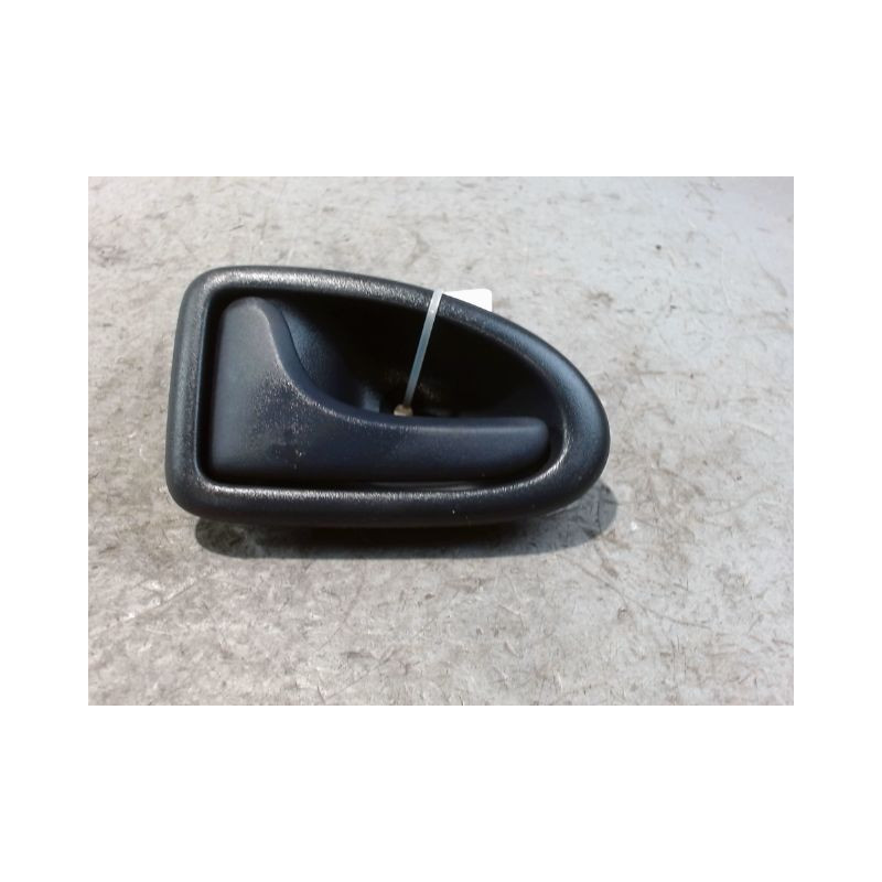 POIGNEE INTERIEURE PORTE ARRIERE GAUCHE RENAULT CLIO II PH.2 01-06