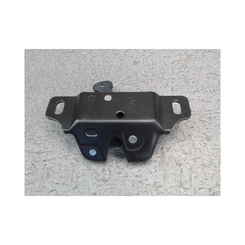 SERRURE COFFRE ARRIERE PEUGEOT 306