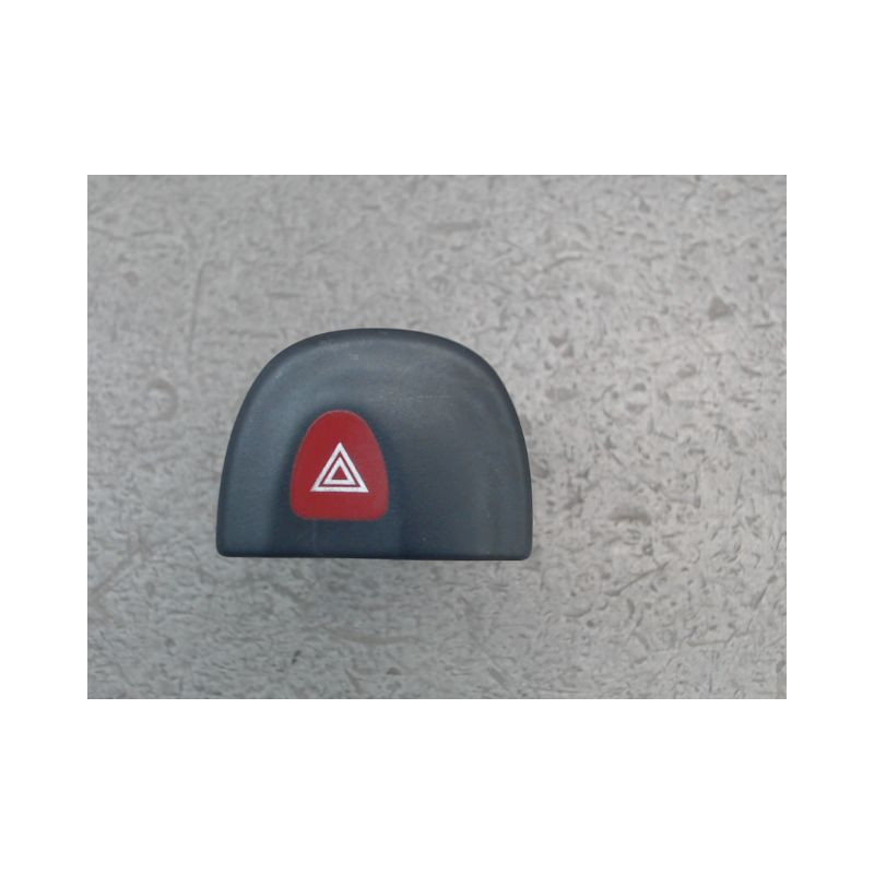 BOUTON DE WARNING RENAULT MEGANE