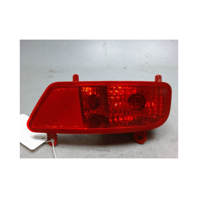FEU DE PARE-CHOC ARRIERE DROIT PEUGEOT 3008 1  DIESEL