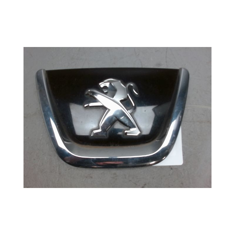 SIGLE CALANDRE PEUGEOT 308 2011-