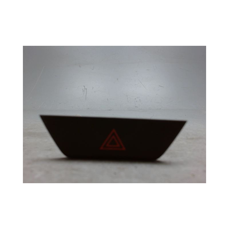 BOUTON DE WARNING TOYOTA IQ 2008-