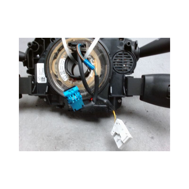 BLOC COMMODOS PEUGEOT 5008