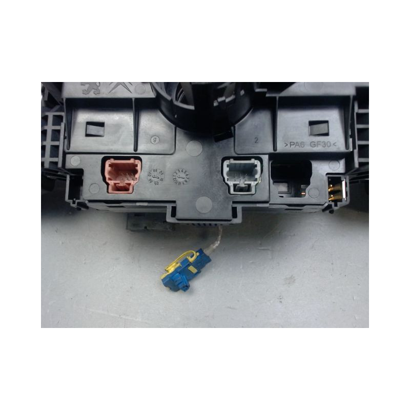 BLOC COMMODOS CITROEN C3 PLURIEL 2008-