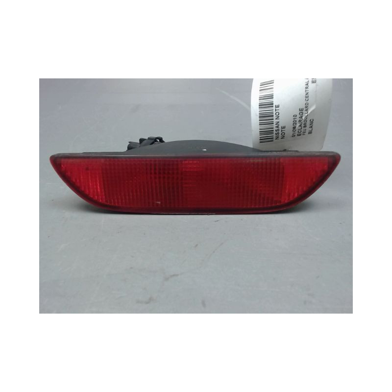FEU BROUILLARD CENTRAL ARRIERE NISSAN NOTE