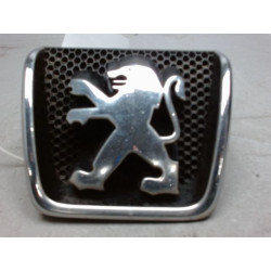 SIGLE CALANDRE