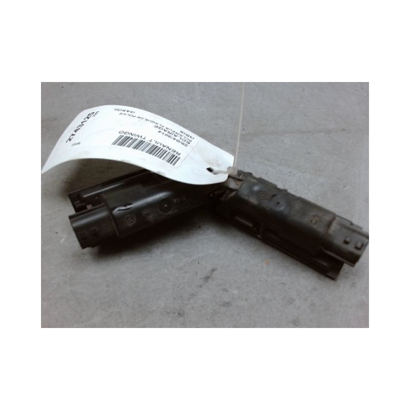 ECLAIREUR PLAQUE DE POLICE RENAULT TWINGO