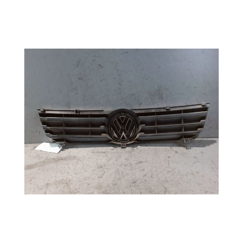 CALANDRE VOLKSWAGEN POLO 99-2001
