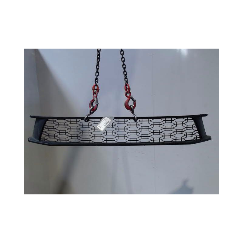 GRILLE PARE-CHOC AVANT DACIA SANDERO 2008-