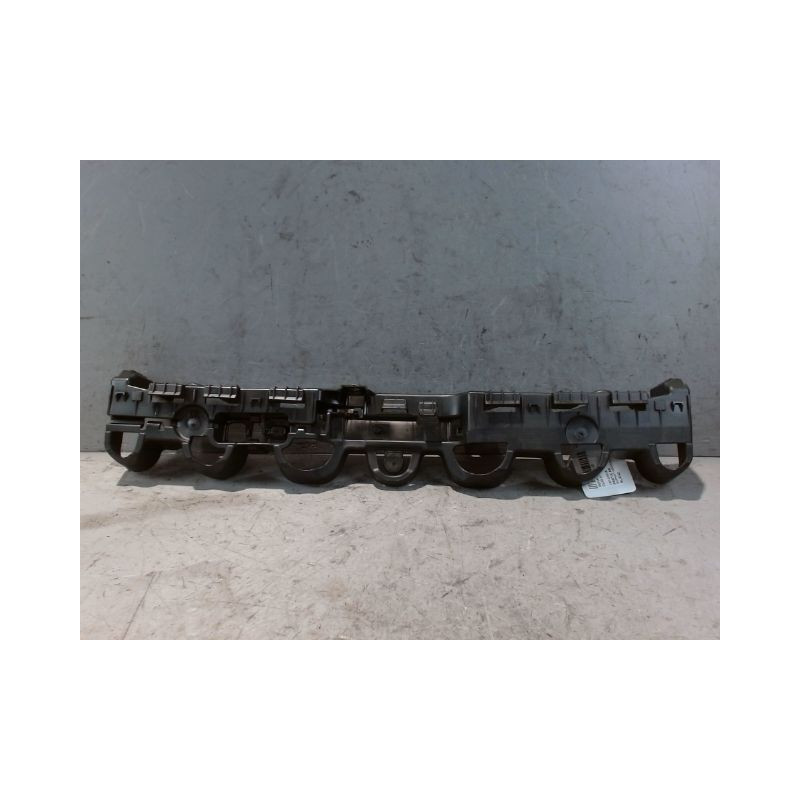 SUPPORT CENTRAL PARE-CHOC ARRIERE  RENAULT CLIO IV
