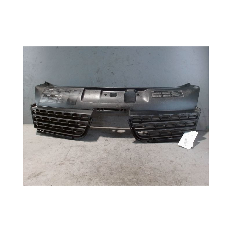 GRILLE CALANDRE RENAULT CLIO II PH.2 01-06