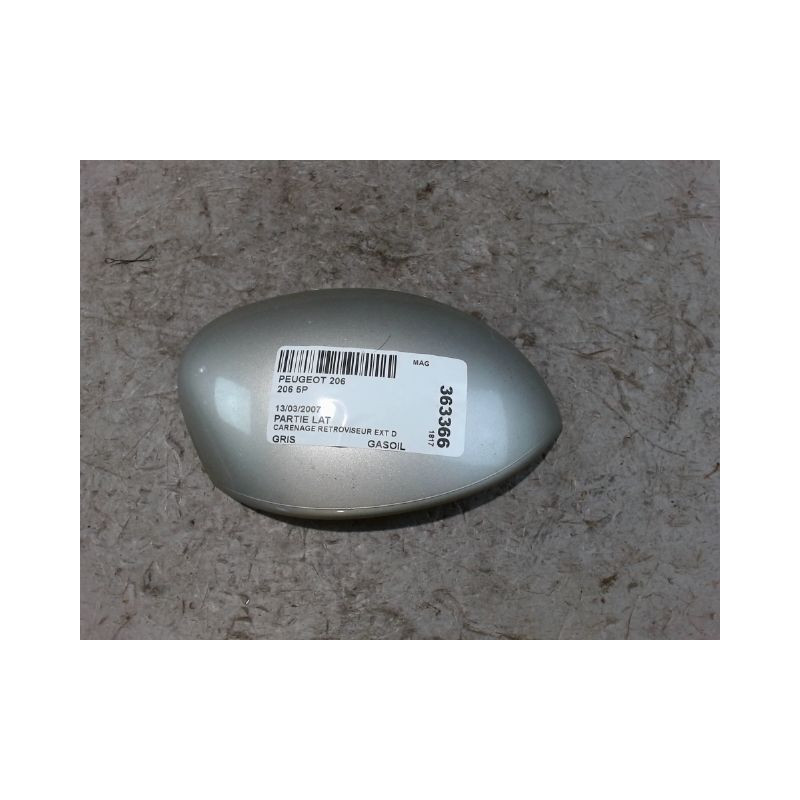CARENAGE RETROVISEUR EXTERIEUR DROIT PEUGEOT 206 5P