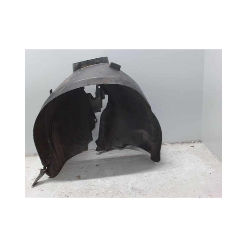 PARE-BOUE AVANT DROIT PEUGEOT 308 SW 2008-