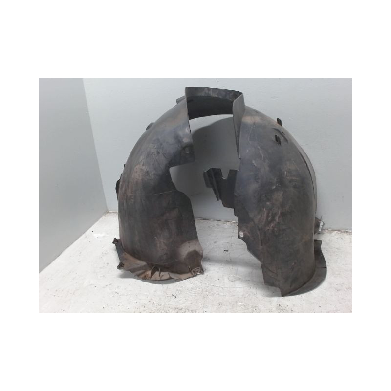 PARE-BOUE AVANT DROIT PEUGEOT 308 SW 2008-