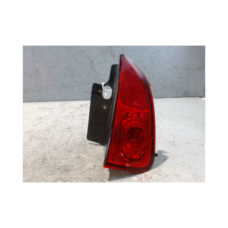 FEU BROUILLARD ARRIERE GAUCHE RENAULT ESPACE 2006-
