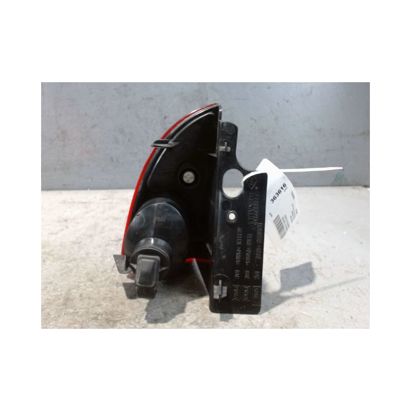 FEU BROUILLARD ARRIERE GAUCHE RENAULT ESPACE 2006-