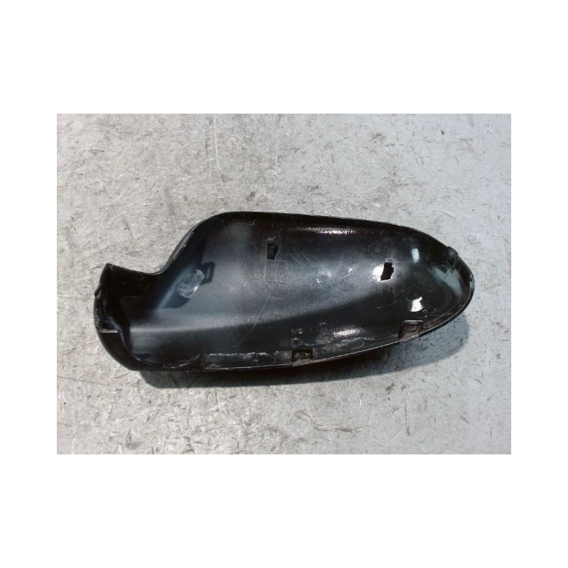 CARENAGE RETROVISEUR EXTERIEUR DROIT PEUGEOT 307 2001-2005