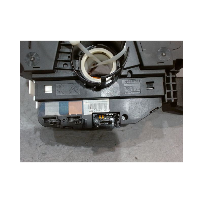 BLOC COMMODOS PEUGEOT 208
