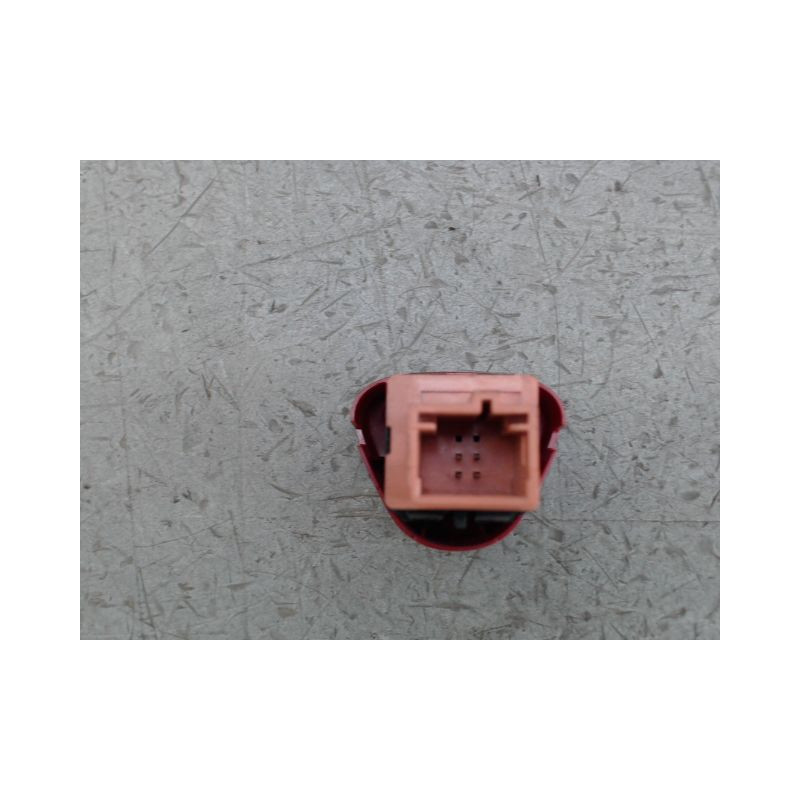 BOUTON DE WARNING CITROEN C3