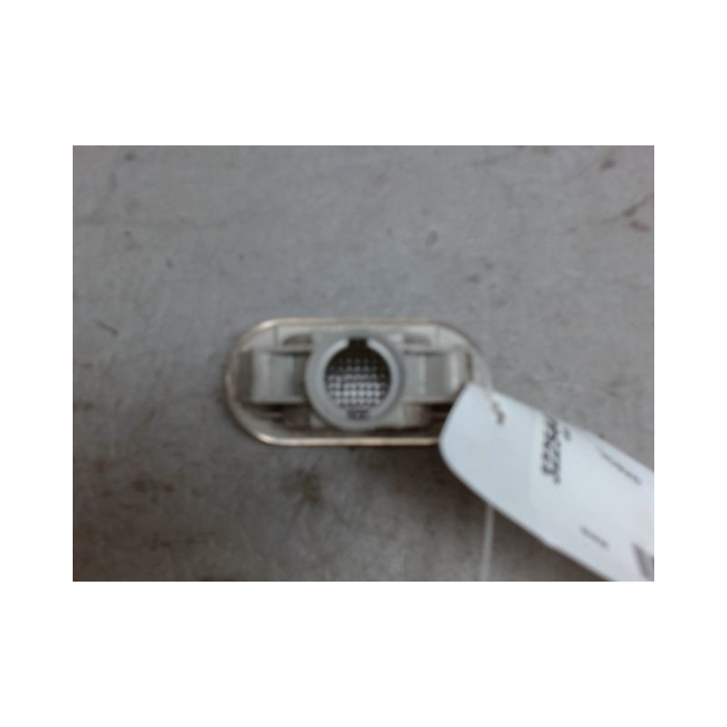 REPETITEUR AILE DROIT NISSAN QASHQAI