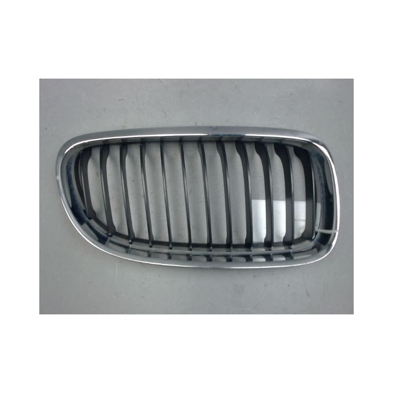 GRILLE CALANDRE DROIT BMW SERIE 3 TOURING (E91)