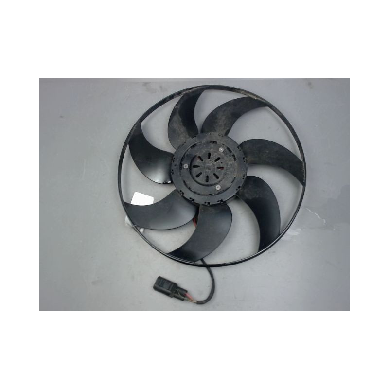 MOTEUR VENTILATEUR RADIATEUR MERCEDES CLASSE R